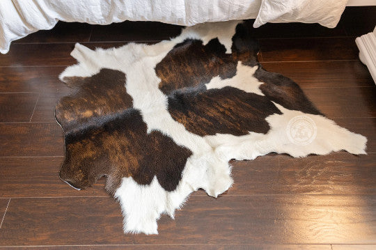 Real Calfskin Rug Tricolor - Size 3-3.5 x 3-3.5' Calf Hide